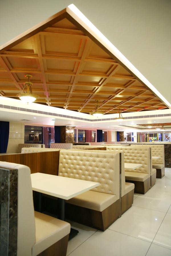 Hotel Shubham Palace Хидерабад Екстериор снимка